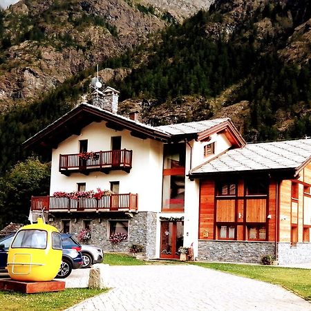 Fohre1748 Hotel Gressoney-la-Trinité Exterior foto